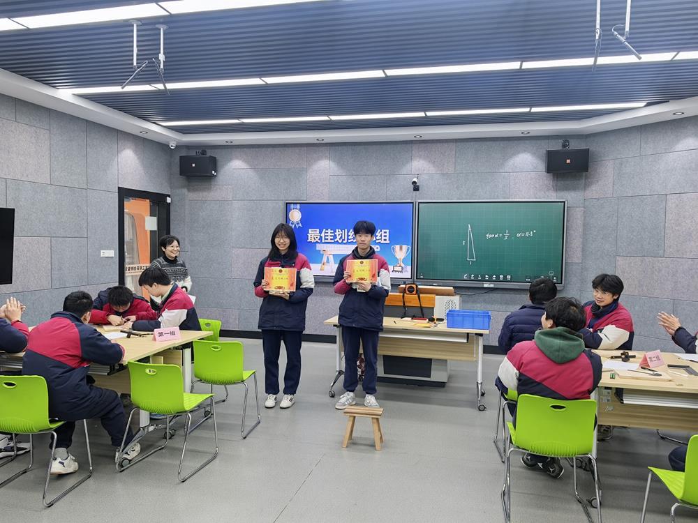 ead2e50d5fdf49fc8e99c2a95d181c6c.jpg ead2e50d5fdf49fc8e99c2a95d181c6c.jpg